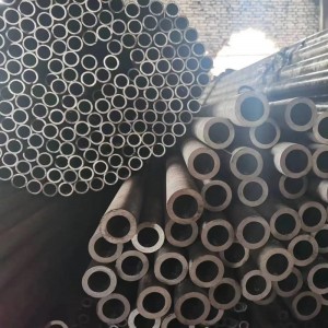 St52 Kaldtrukne presisjonssømløse stålrør i legert stål
