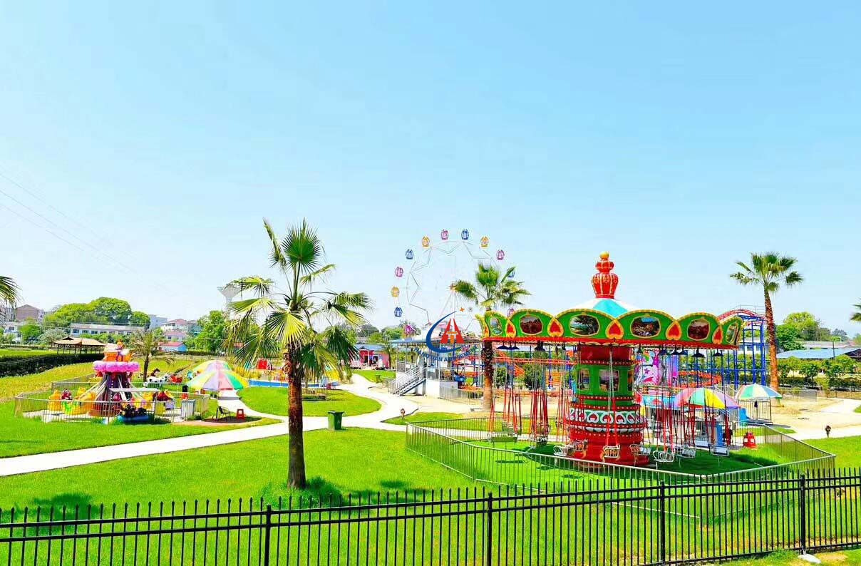 Hangtian Amusement Rides in Russian Playground Park