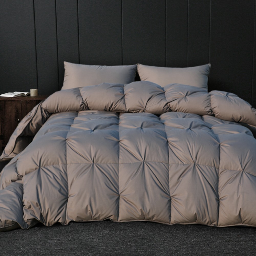 High Quality Pinch Pleat Goose Down Comforter