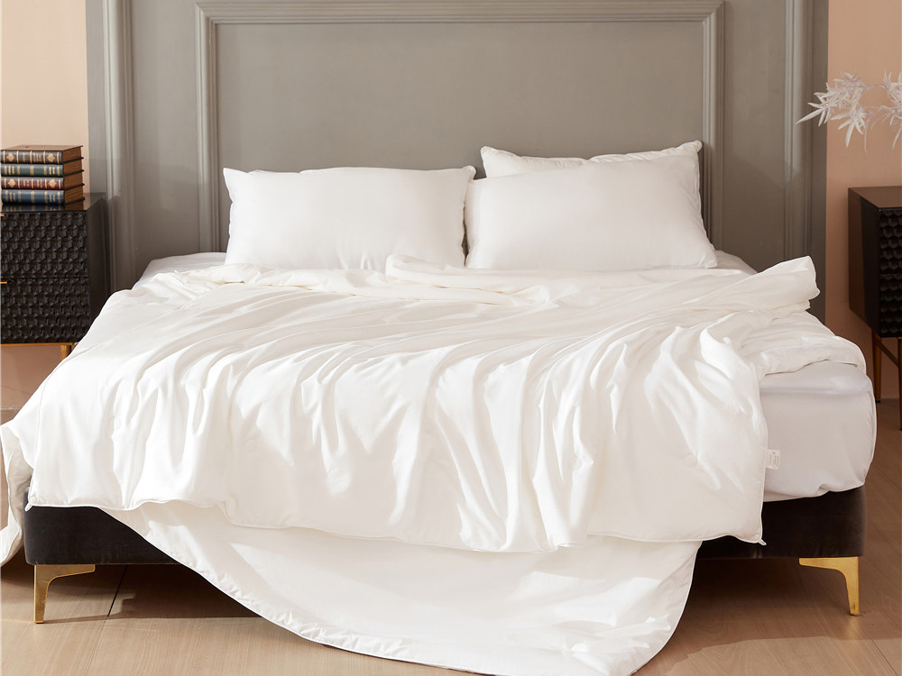 How to match the three-piece bed set to match the comfortable and beautiful feeling?