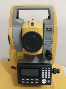 Topcon ES105 Reflectoless Total Station Surveying Instrument