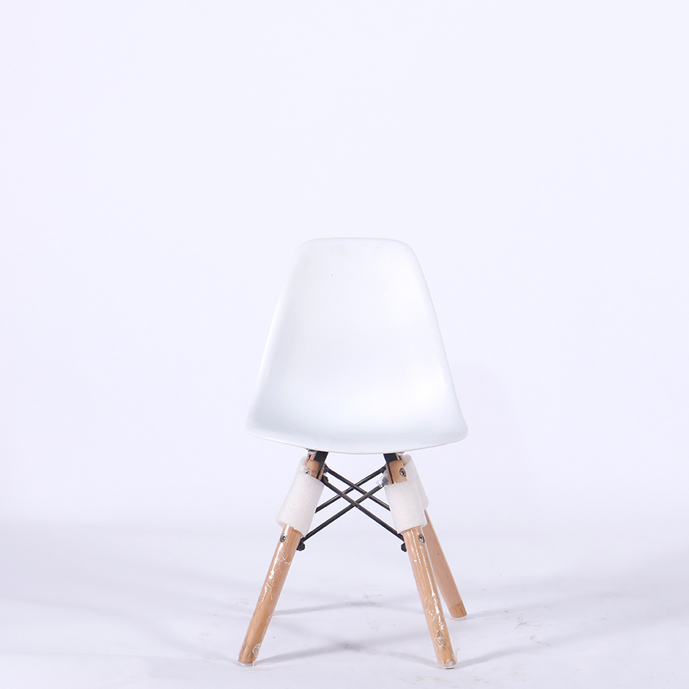 Wholesale China Modern White Plastic Dining Chairs Manufacturers Suppliers –  Eames Molded Plastic Dowel Base Side Chair  – Haosi