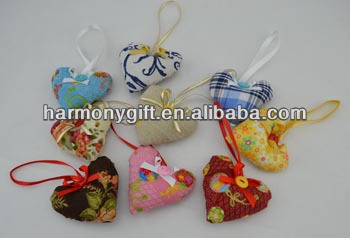 Item 6805 fabric hearts with silk bowknot and button