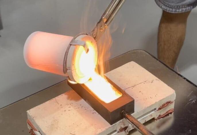 ¿Cómo identificar fabricantes de hornos de fundición de metales preciosos de alta calidad?