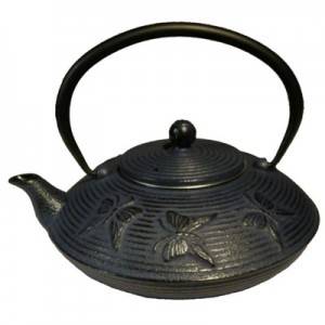 Teapot in cast Iron with Removable Tea Strainer in Japanese Style