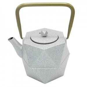 Stovetop Safe Cast Iron Tea Kettle Coated with Enameled Interior for 30 oz (900 ml)