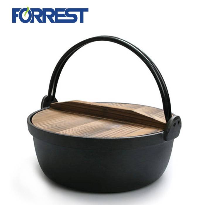 DIA Japanese Style Enamel Coated Cast Iron Pot with Wooden Lid and Base x 2.25 Inches HIGH 2.5 Cups 6.00 Inches
