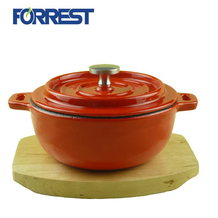 enamel round cast iron cocotte round with handles
