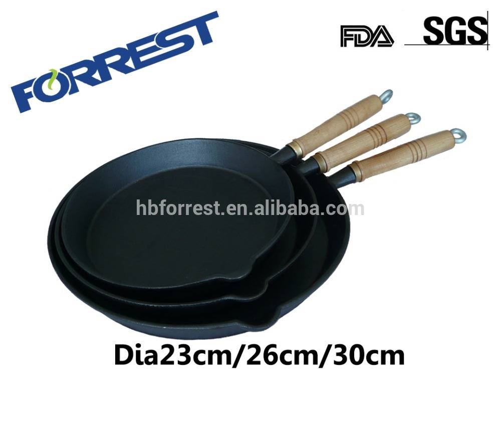 China Supplier Cast Iron Skillets Pan Fry Set - Cast Iron Frying Pan with holder wooden handle – Forrest