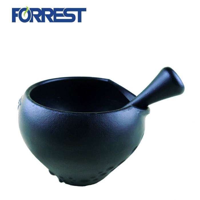 China OEM Cast Iron Round Handless Serving Griddle - Cast iron Garlic Roaster in vegetable oil – Forrest