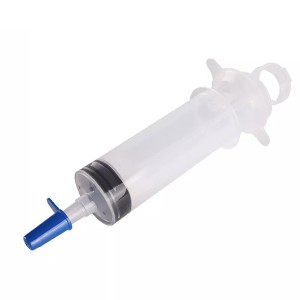 Medical disposable dental irrigation syringe