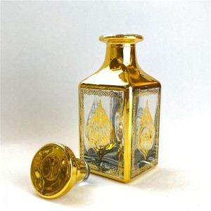 Arabic Style Eco-friendly Handmade Lead Free Perfume Glass Bottle and Hand Drawing Gold Decoration of Perfume Bottles