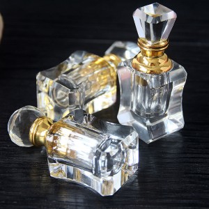 Factory wholesale attar perfume crystal bottles new design empty perfume glass bottle