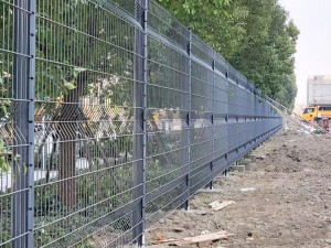 3D CURVED WELDED MESH FENCE