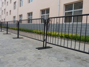 Gard temporar pentru controlul mulțimii