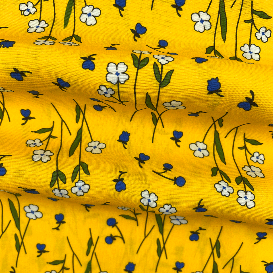 Summer season lightweight 110GSM custom flower printed 100% rayon fabric for clothing