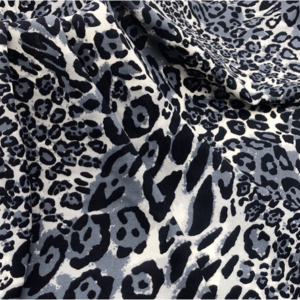 Chinese Professional Yarn Dyed Fabric - 100% viscose printed rayon ready goods chalice fabrics for dress.  – Huayong