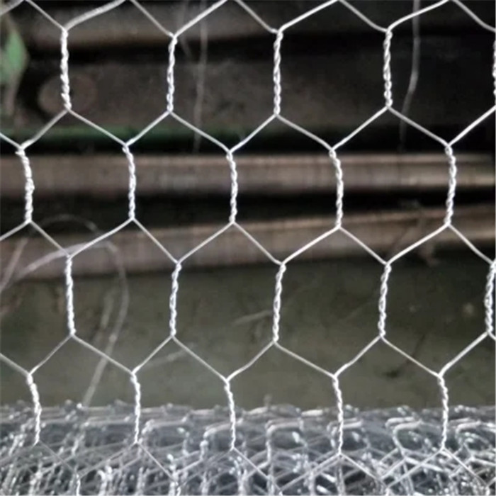 Factory-Price-Galvanized-Hexagonal-Chicken-Wire-Mesh-for-Fence-and-Plastering.webp (1)