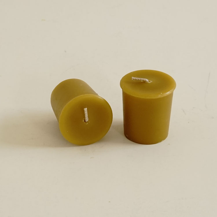 Natural beeswax votive candles Featured Image