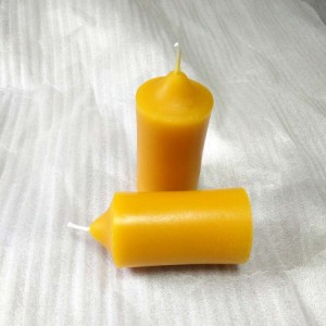 4 inch high 100% natural beeswax candle