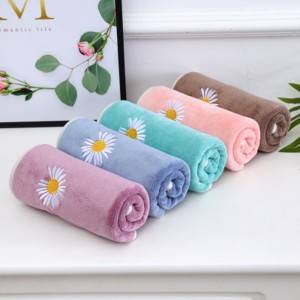 Reliable Supplier China Microfiber Kitchen Dish Hand Table Home Cleaning Towel, Custom Logo High Density Soft Car, Window, Screen Cleaning Cloth