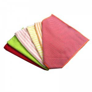 Microfiber solid washcloth with strong water absorption