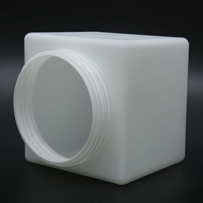 Square glass shade white frosted cube lampshade for modern lighting fixtures. Enhance your home decor with this stylish and contemporary design.