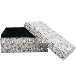 European Style Bedroom Storage Fabric Covered B...