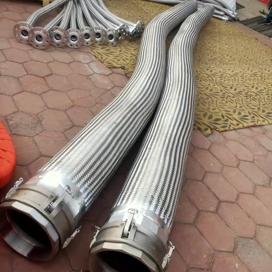 Features of flexible metal hoses