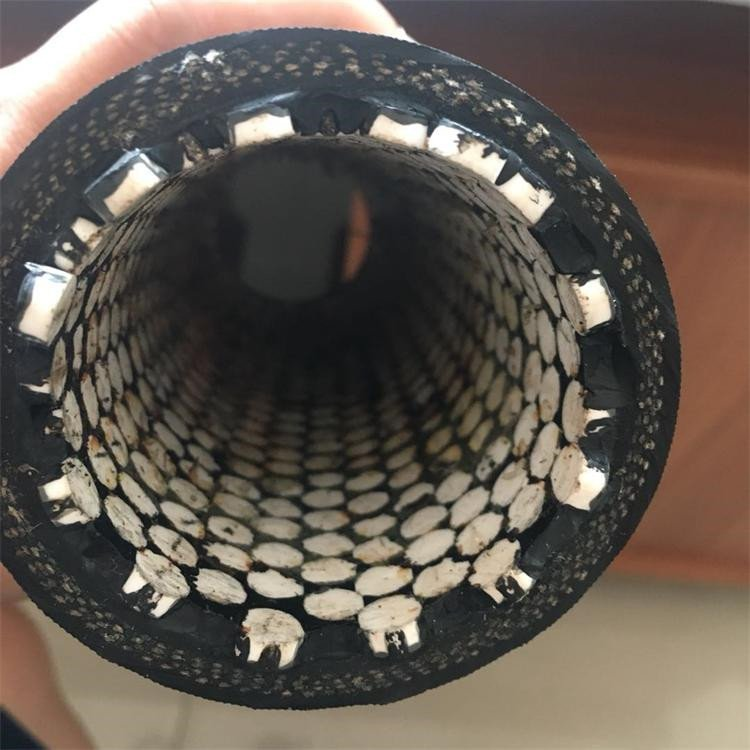 Advantages of ceramic lined rubber hoses