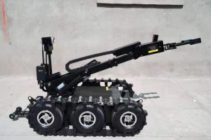 Intelligent EOD Bomb Disposal Robot for Police/Military