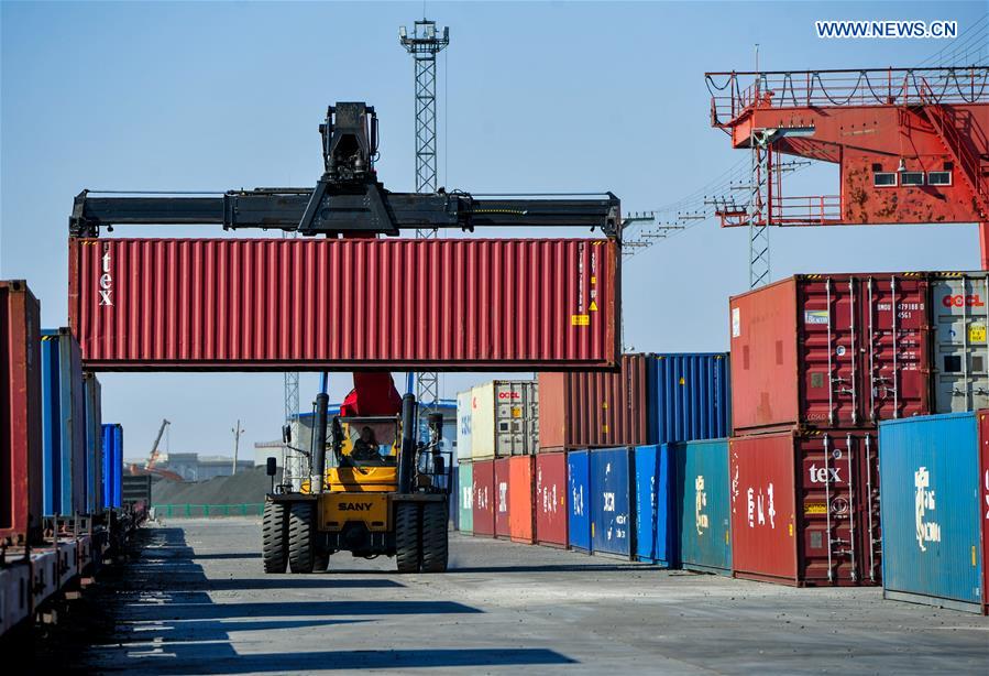 China-Mongolia land port sees robust growth in freight transport