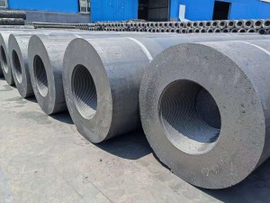 650 UHP Graphite Electrode