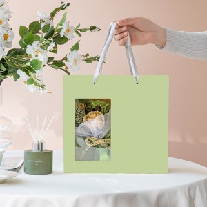 קופסת אריזה יוקרתית חלון PVC קופסת קרטון מתנה עבור ארומתרפיה