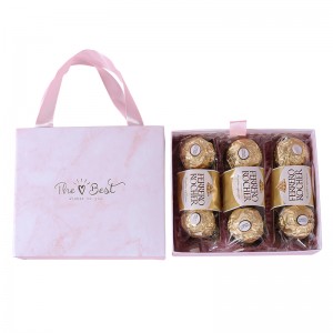 China Factory Luxury Packaging 1.5mm Grey Board Pull Paper Pink Sweets Chocolate Gift Box with Ribbon Handle