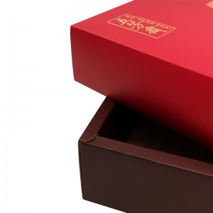Caja de envío de regalo corrugada y de papel de cartón con cubierta y bandeja de impresión de logotipo dorado con estampado en caliente de lujo