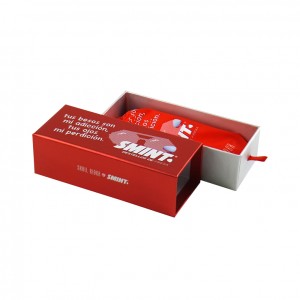 Caja de regalo con cajón rojo y embalaje de gafas de sol con cinta