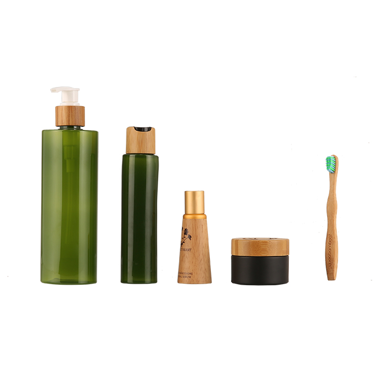 Biodegradable Addtive PET Packaging Bottle Match With Hand Made Bamboo Pump Dispenser