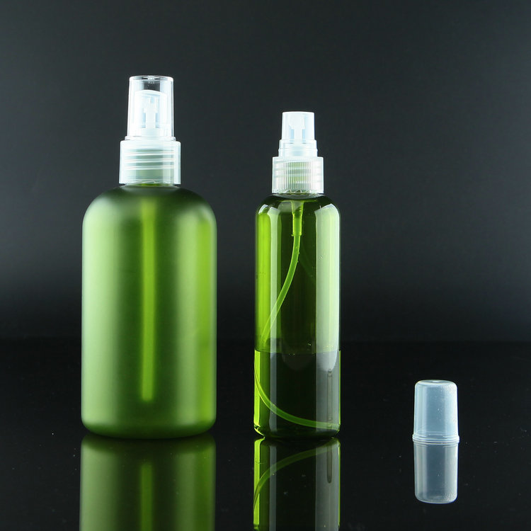 Thick good quality 120ml 250ml frosting and half transparent green PET plastic spray bottle