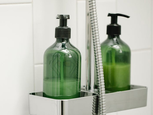 What are shampoo liquid bottling solutions?