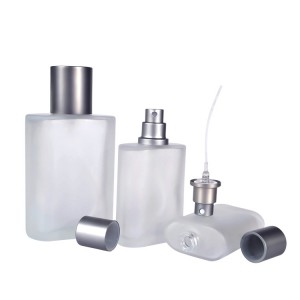 China wholesale Frosted Glass Cosmetic Packaging - Luxury recyclable 30ml 50ml 100ml frosted glass perfume bottle with pump spray cap – Highend