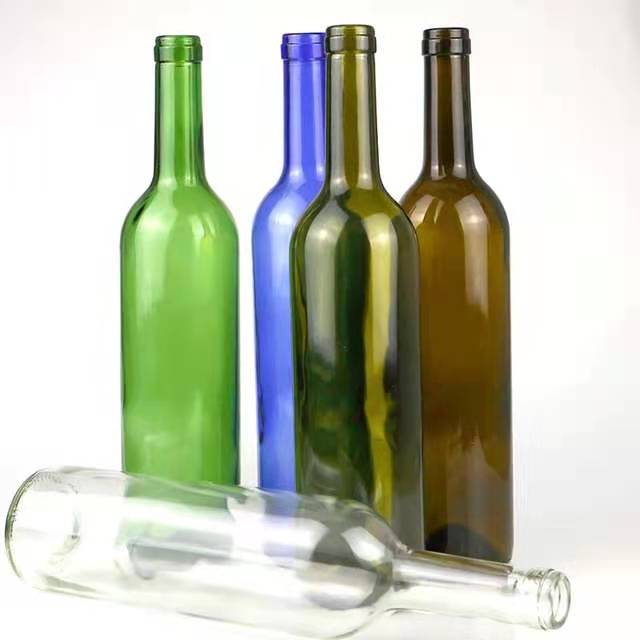 OEM Customized Glass Shoe Cup  wholesale 500ml 750ml empty Bordeaux shape glass wine bottle – Highend detail pictures