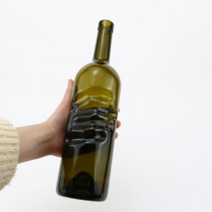 Luxury Unique 750ml Empty Angel Hand Glass Red Wine Bottle For Grape