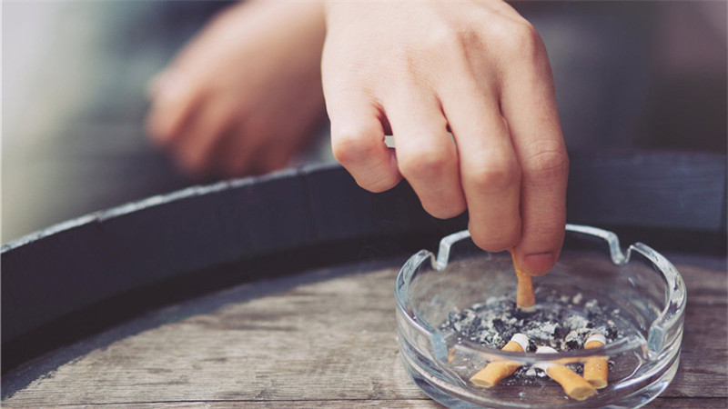 Philip Morris Shrugs Off U.S. IQOS Import Ban as Sales Soar Elsewhere