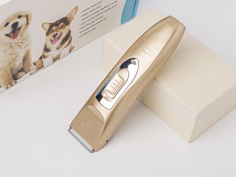 Tips on how to use electric pet clippers at home