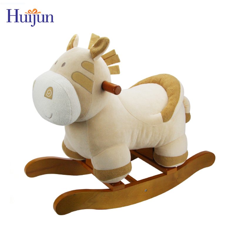 Cavalo de balanço de pelúcia de madeira para crianças andam em brinquedos