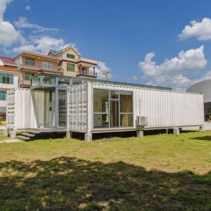 Modern luxury two bedrooms container house powered by solar panel .