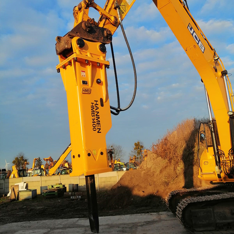 Box Silence type Hydraulic Breaker for demolition work Featured Image