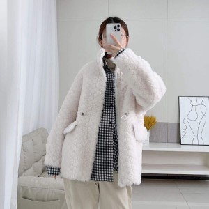 22P011 Sheep Shearing Fur New Fabricgarment Soft Hand Feeling Wool Fur Coat