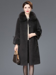 22F014 Women Warm Fur Coat Shearing Sheep Fur Long Coat for Winter Autumn